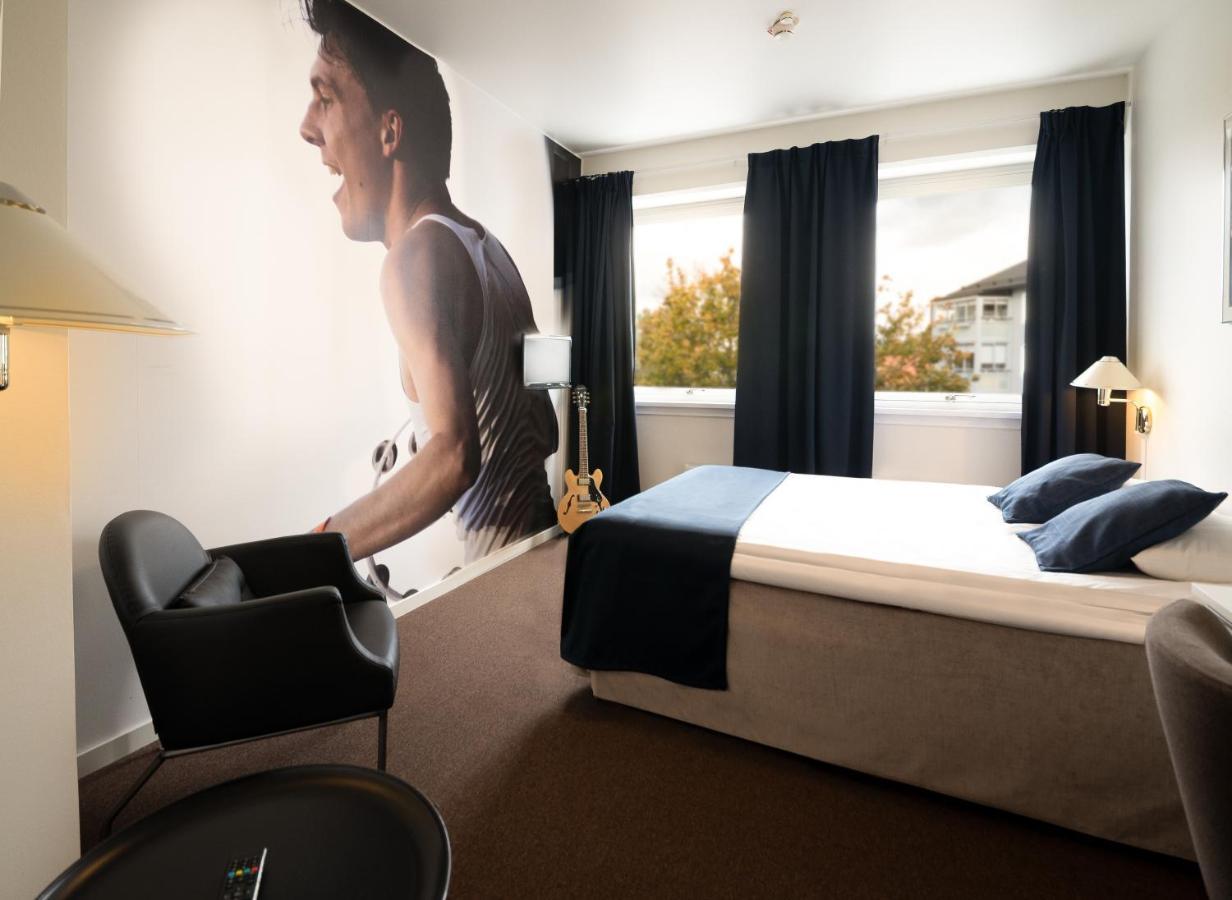 Hotell Hulingen Hultsfred Εξωτερικό φωτογραφία